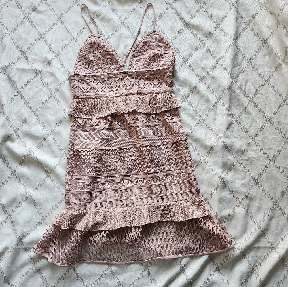 SAYLOR Dusty‎ Rose Mixed Lace Midi Dress Adjustable Straps Size M - Picture 5 of 8
